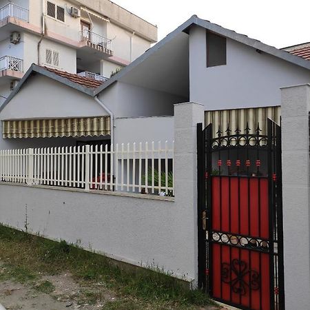 Klea Rooms Velipojë Exterior foto