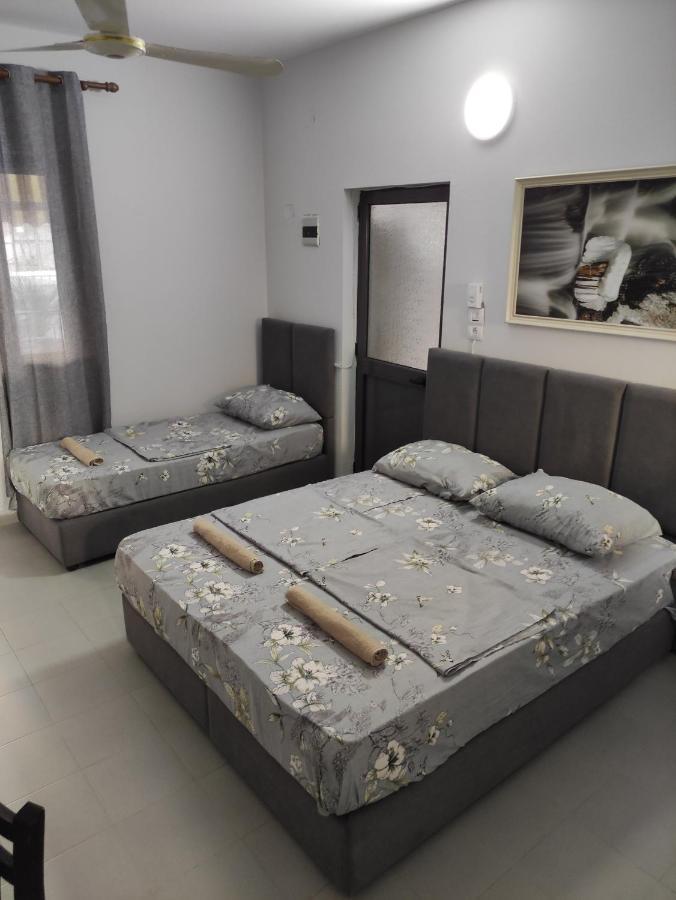 Klea Rooms Velipojë Exterior foto