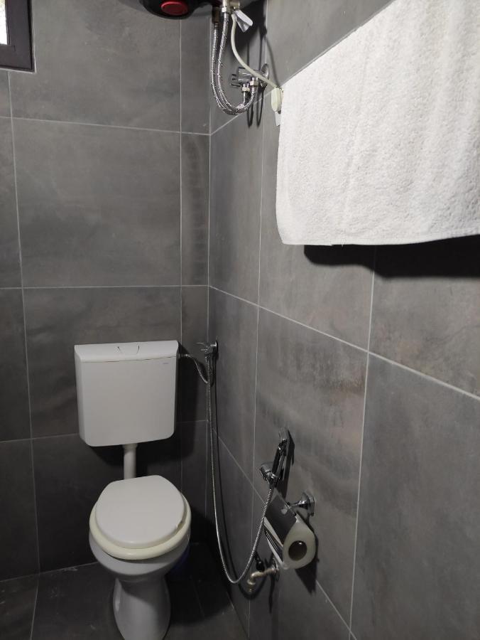 Klea Rooms Velipojë Exterior foto