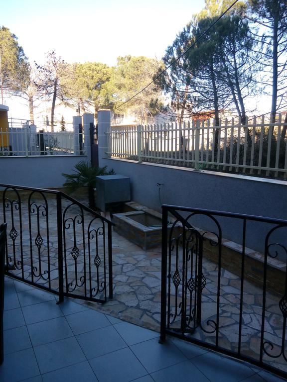 Klea Rooms Velipojë Exterior foto